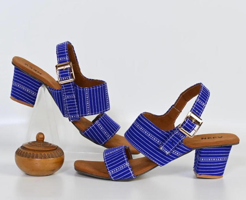 BLUE BLOCK HEEL FABRIC SANDALS